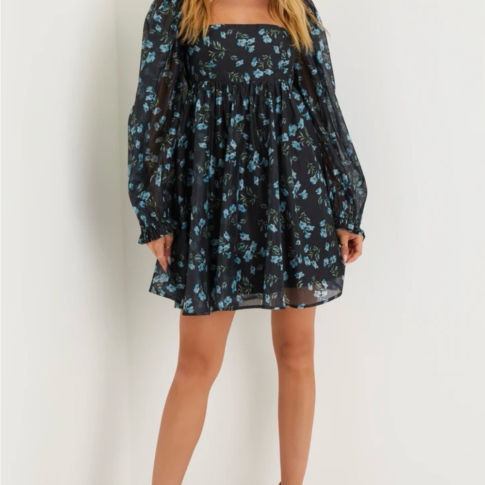 Lulu's Black and Blue Floral Long Sleeve Dress